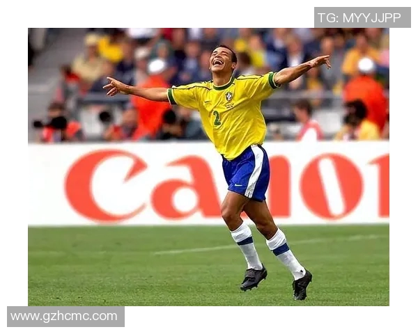 顶级足球明星的精彩表现令人叹为观止他们的技艺与魅力无与伦比